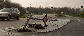 lantarenpaal tegen de vlakte